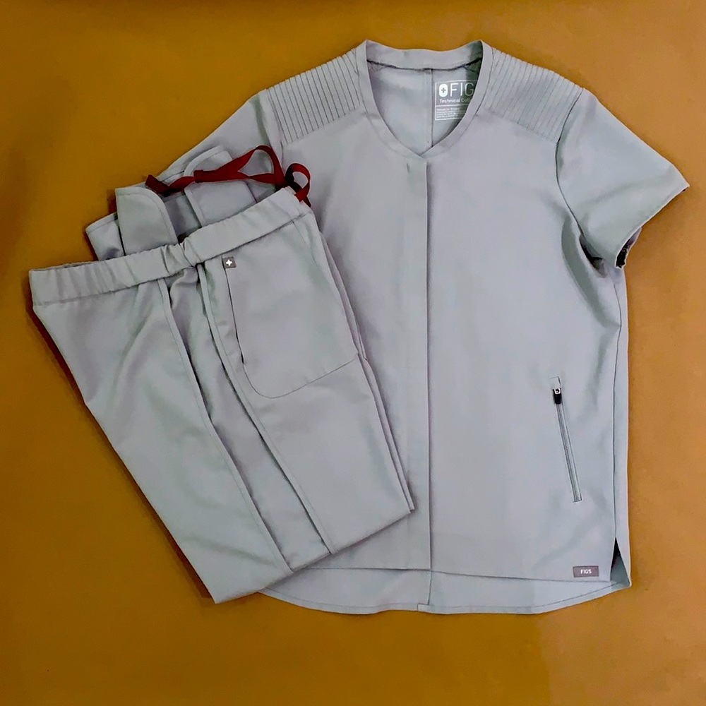 FIGS SCRUBS SET GRAY LIMITED EDITION